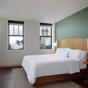 Guest room 1 King City view